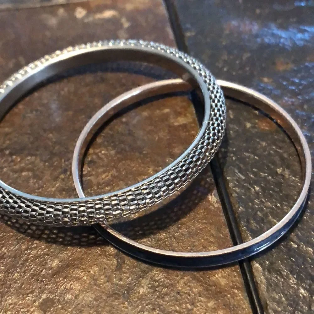 Bundle of 14 bangle bracelets